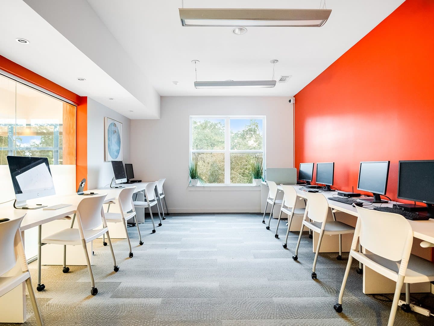 Business-Center-02-Halo-46-Tampa-12