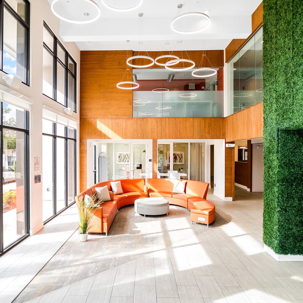 Clubhouse-01-Halo-46-Tampa-12