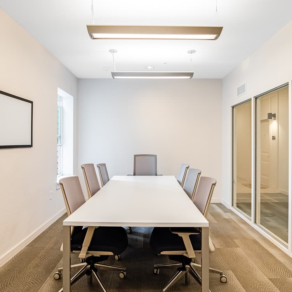 Conference-Room-01-Halo-46-Tampa-12