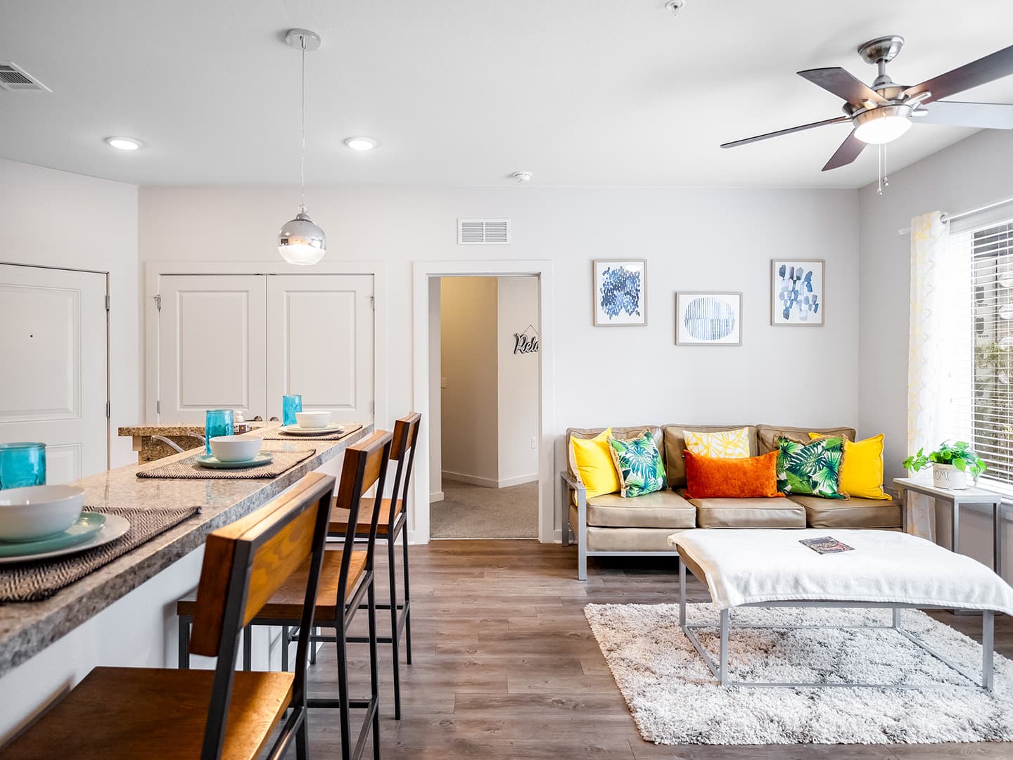 Living-Room-02-Halo-46-Tampa-12