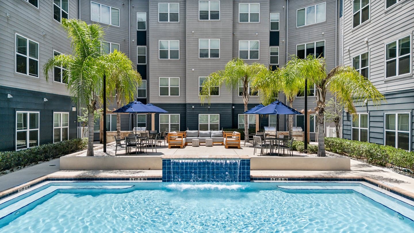 Halo46—Amenities—Pool-&-Courtyard-(44)